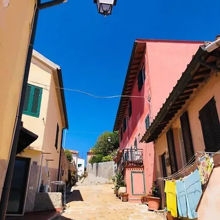 Via Della Campana 17 Ferienhaus